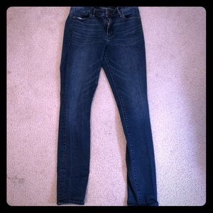 Abercrombie Skinny Jeans Like New Size 4